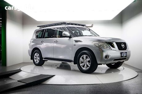 Silver 2015 Nissan Patrol SUV TI 4X4