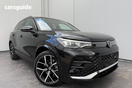 Black 2025 Volkswagen Tiguan Wagon 195Tsi R-Line