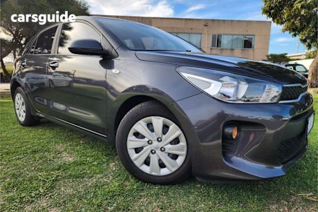 Grey 2019 Kia RIO Hatchback S