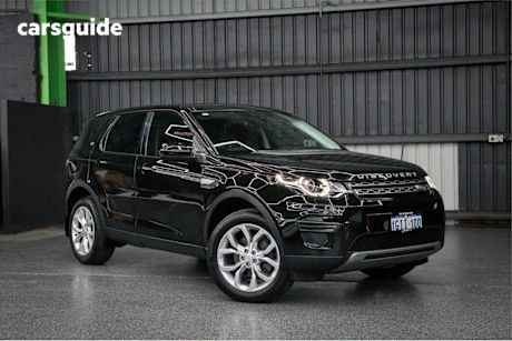 White 2017 Land Rover Discovery Sport SUV TD4 180 SE 4X4