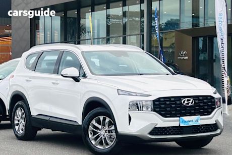 White 2023 Hyundai Santa FE SUV 4X4