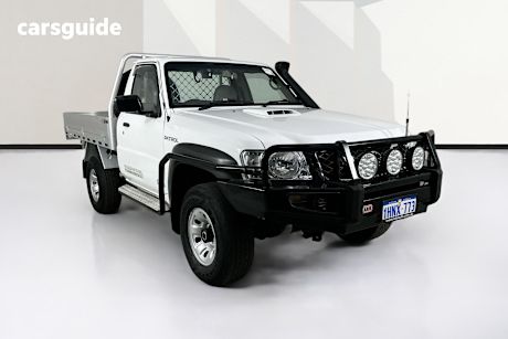 White 2016 Nissan Patrol Coil Cab Chassis St (4X4)