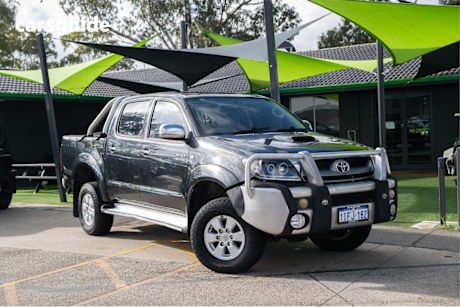 Black 2009 Toyota Hilux Dual Cab Pick-up Sr5 (4X4)