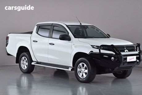 White 2019 Mitsubishi Triton Double Cab Pick Up Glx Plus (4X4)