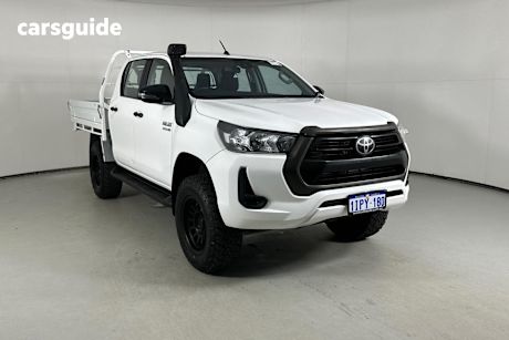 White 2020 Toyota Hilux Double Cab Chassis Sr (4X4)
