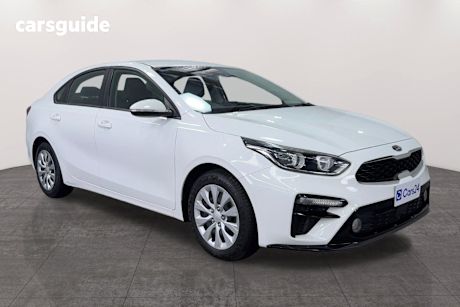White 2019 Kia Cerato Sedan S F