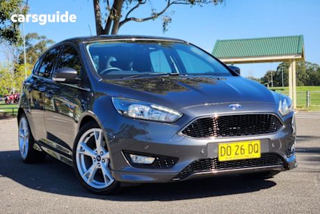 Grey 2016 Ford Focus Hatch TITANIUM F