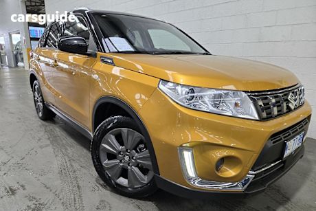 Yellow 2024 Suzuki Vitara SUV F