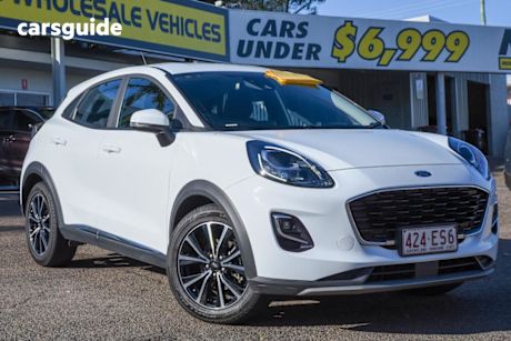 White 2022 Ford Puma Hatchback