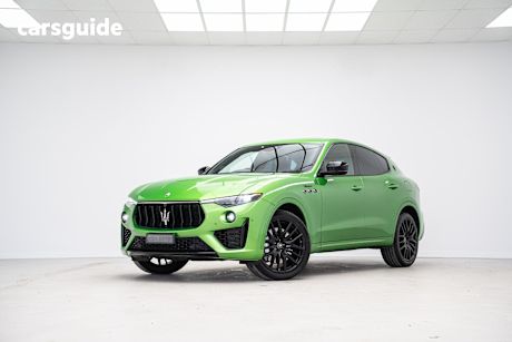 Green 2022 Maserati Levante SUV MODENA 4X4
