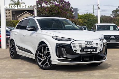 White 2025 Audi Q6 E-Tron SUV PERFORMANCE R