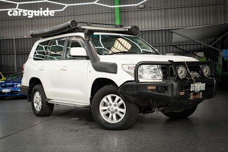 White 2010 Toyota Landcruiser SUV 60TH ANNIVERSARY 4X4