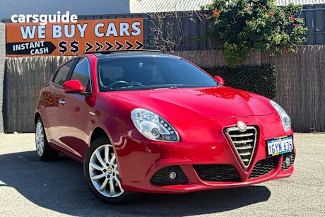 Red 2012 Alfa Romeo Giulietta Hatch DISTINCTIVE F