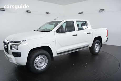 White 2025 Mitsubishi Triton Double Cab Pick Up Glx (4X4)