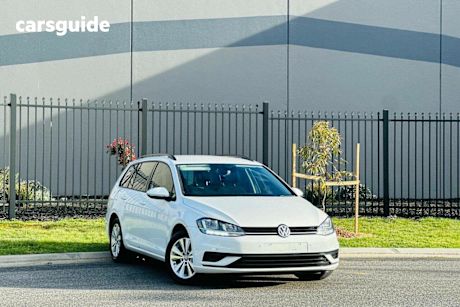 White 2018 Volkswagen Golf SUV 110TSI TRENDLINE F