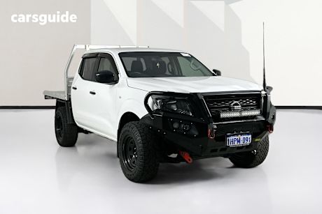 White 2022 Nissan Navara Dual Cab Pick-up Sl (4X4)