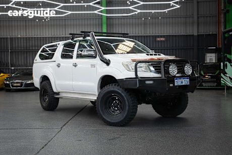 White 2013 Toyota Hilux Ute Tray SR5 4X4