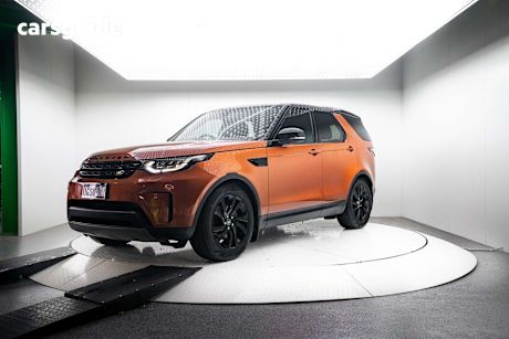 Orange 2018 Land Rover Discovery SUV SD4 SE 4X4