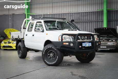 White 2013 Nissan Navara Ute Tray ST-R 4X4