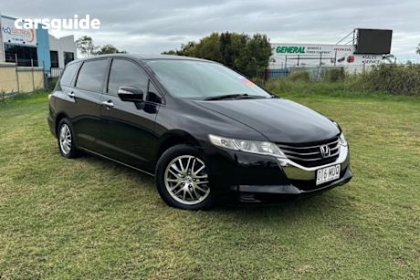 Black 2010 Honda Odyssey SUV F