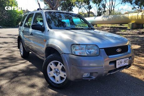 Silver 2005 Ford Escape Wagon Xls