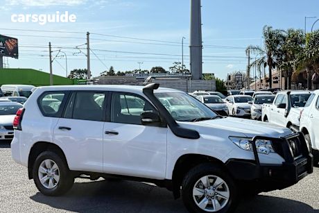 White 2018 Toyota Landcruiser Prado SUV GX 4X4