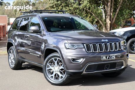 Grey 2020 Jeep Grand Cherokee SUV LIMITED 4X4