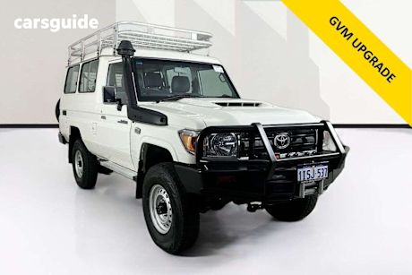 White 2019 Toyota Landcruiser Gxl (4X4) 5 Seat