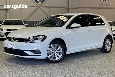 White 2018 Volkswagen Golf Hatchback 110 Tsi Trendline
