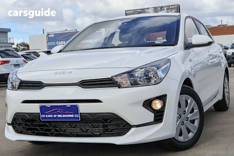 White 2022 Kia RIO Hatch S F