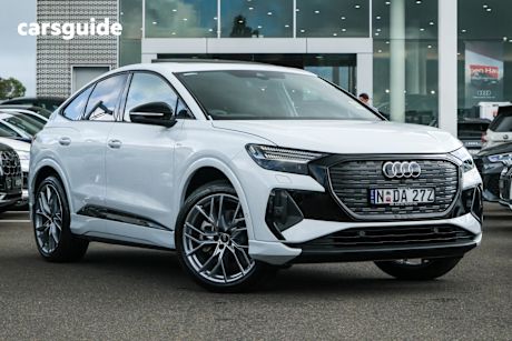 White 2024 Audi Q4 E-Tron Sportback 55 Sportback