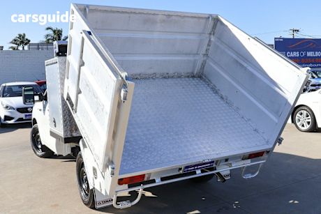 White 2021 Toyota Hilux Ute Tray WORKMATE R