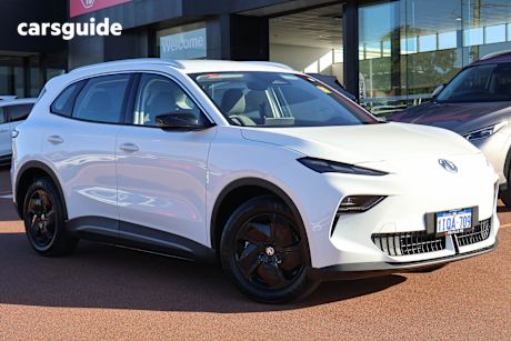 White 2025 MG MGS5 EV SUV EXCITE 62 R