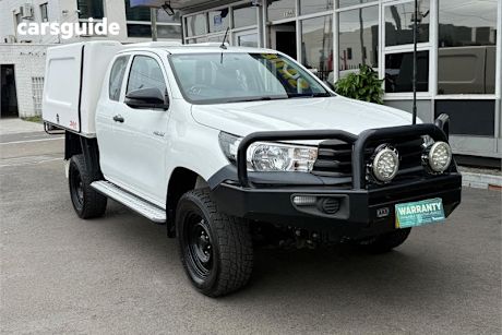 White 2018 Toyota Hilux Ute Tray WORKMATE