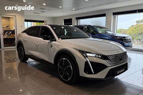 White 2025 Peugeot 408 SUV GT PREMIUM HYBRID F
