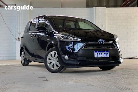 Black 2015 Toyota Sienta Wagon (Hybrid) G