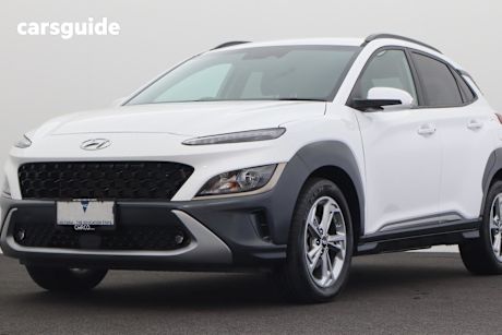 White 2021 Hyundai Kona SUV ELITE F