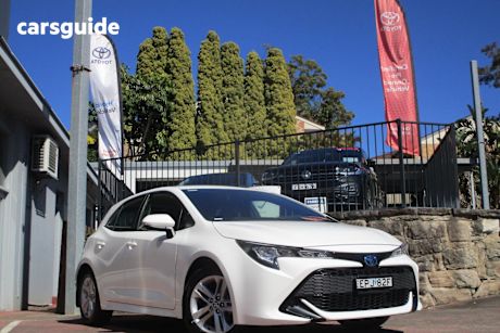 White 2021 Toyota Corolla Hatch ASCENT SPORT HYBRID F
