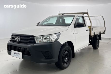 White 2020 Toyota Hilux Ute Tray WORKMATE R