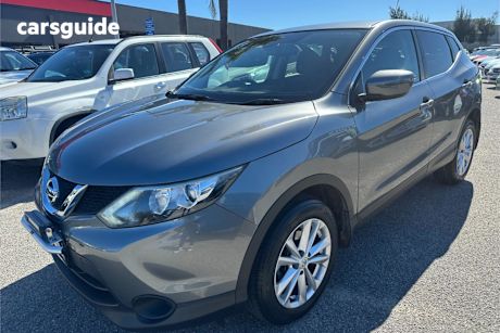 Silver 2017 Nissan Qashqai Wagon Ts