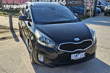 Black 2013 Kia Rondo Wagon Platinum
