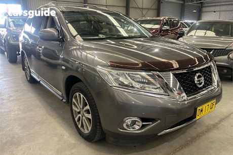 Grey 2015 Nissan Pathfinder SUV ST-L 4X4