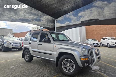 2004 Jeep Cherokee SUV SPORT 4X4