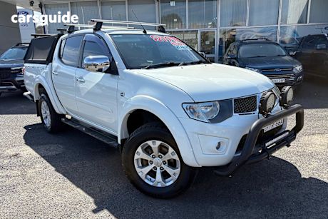 White 2014 Mitsubishi Triton Ute Tray GLX-R 4X4