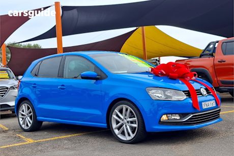 Blue 2015 Volkswagen Polo Hatchback 81 Tsi Comfortline