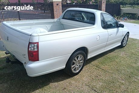 2004 Holden Commodore Ute Tray S