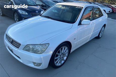 White 2003 Toyota Altezza Sedan RS200