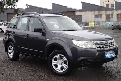 Grey 2011 Subaru Forester Wagon X