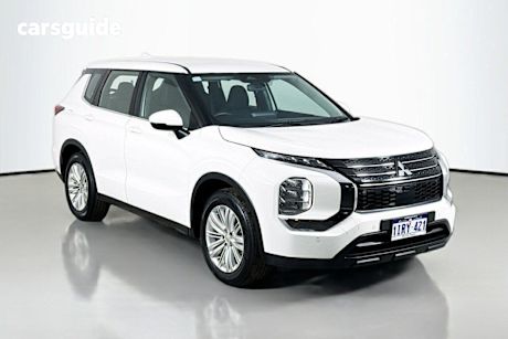 White 2021 Mitsubishi Outlander Wagon Es 7 Seat (Awd)