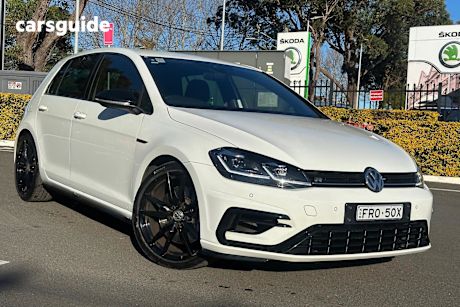 White 2018 Volkswagen Golf Hatchback R Special Edition